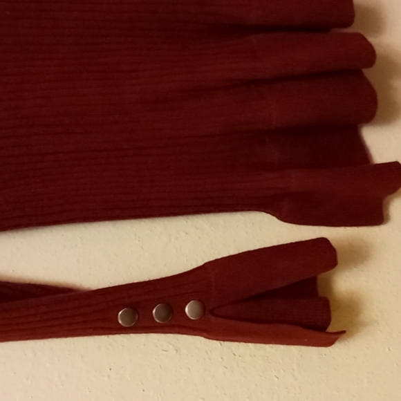 COPY - Ruffled. Ribbed sweater - Picture 2 of 2